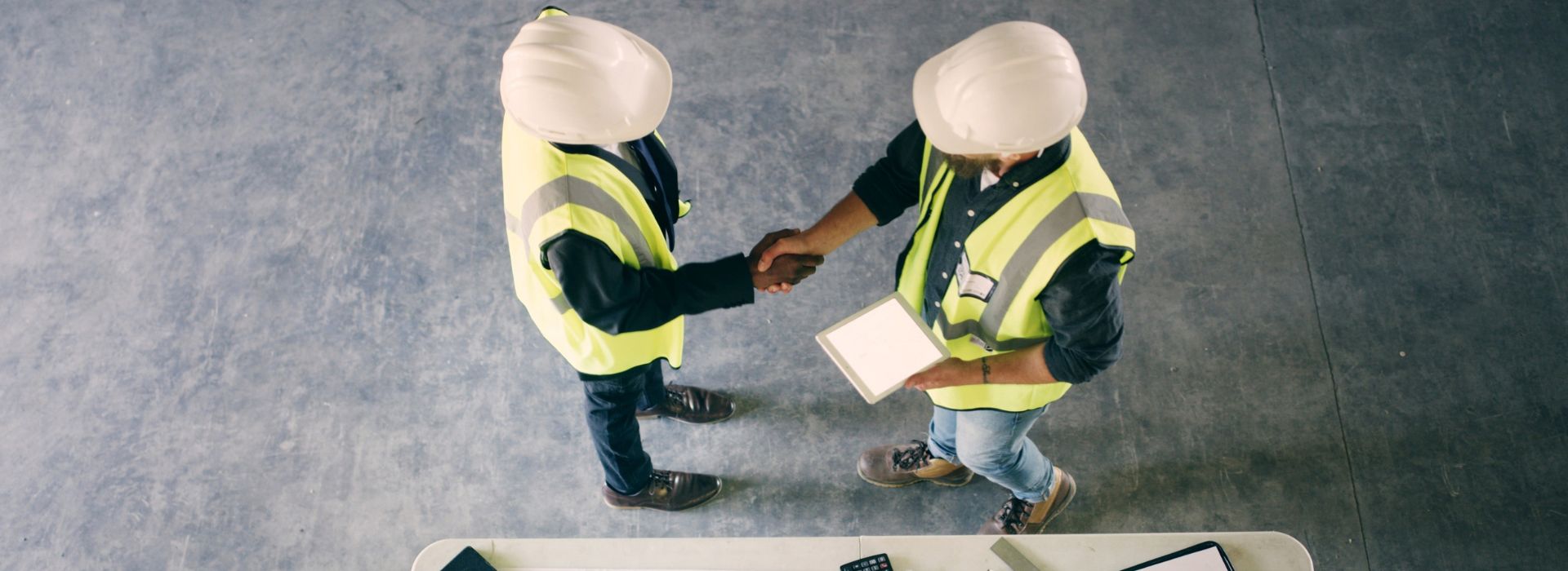 El acta de inicio de obra no es una simple formalidad. A partir de esta firma, un proyecto inmobiliario queda debidamente supervisado.